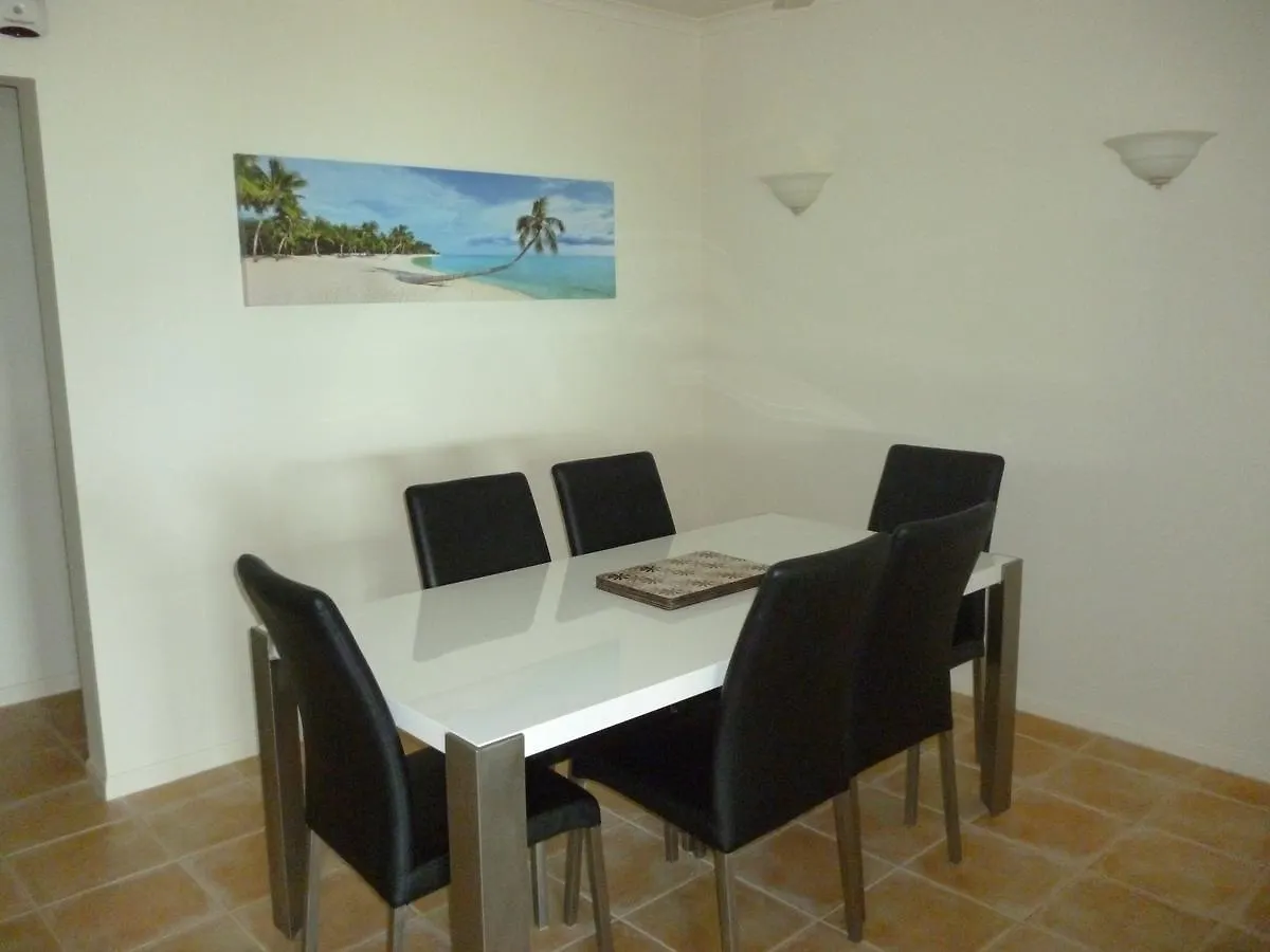 Sea Star Apartments Airlie Beach 4*,  Australie